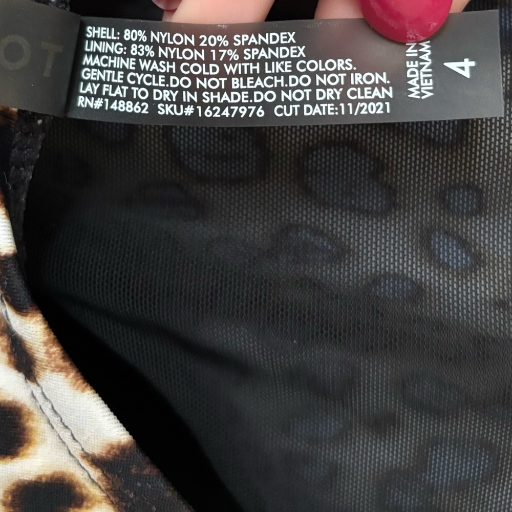 torrid | Women's Leopard Animal Print Cap Sleeve One Piece Swimsuit Size 4X - Picture 7 of 10